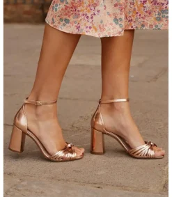 Polin et moi Novia|Sandalias*Sandalia Nudo Lula Oro