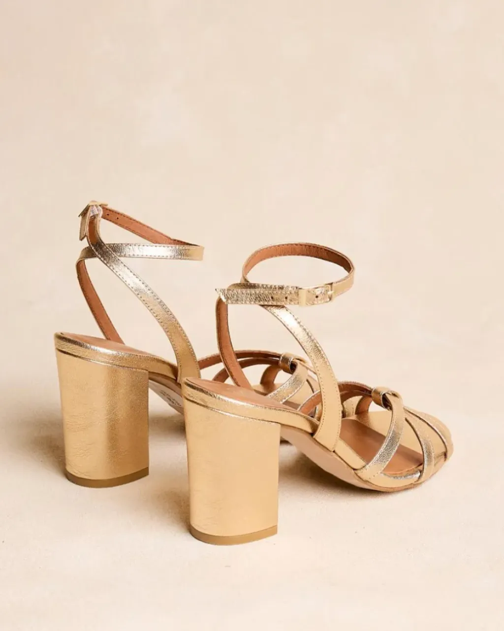 Polin et moi Sandalias*Sandalia Tiras Clio Oro